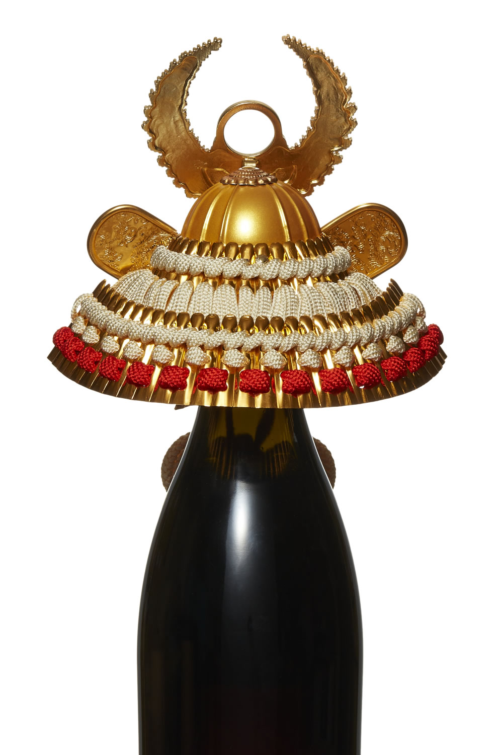 samurai bottle helmet, tokugawa ieyasu, samurai bottle helmet tokugawa ieyasu, japanese bottle stopper, japanese wine bottle cover, japanese wine bottle stopper, japanese wine bottle helmet