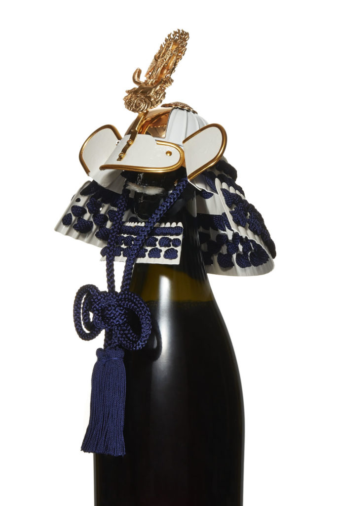 The Samurai Bottle Helmet "Uesugi Kenshin" The Samurai Bottle Helmet